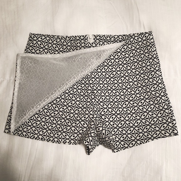 Black and white jacquard SKORT - Picture 2 of 4